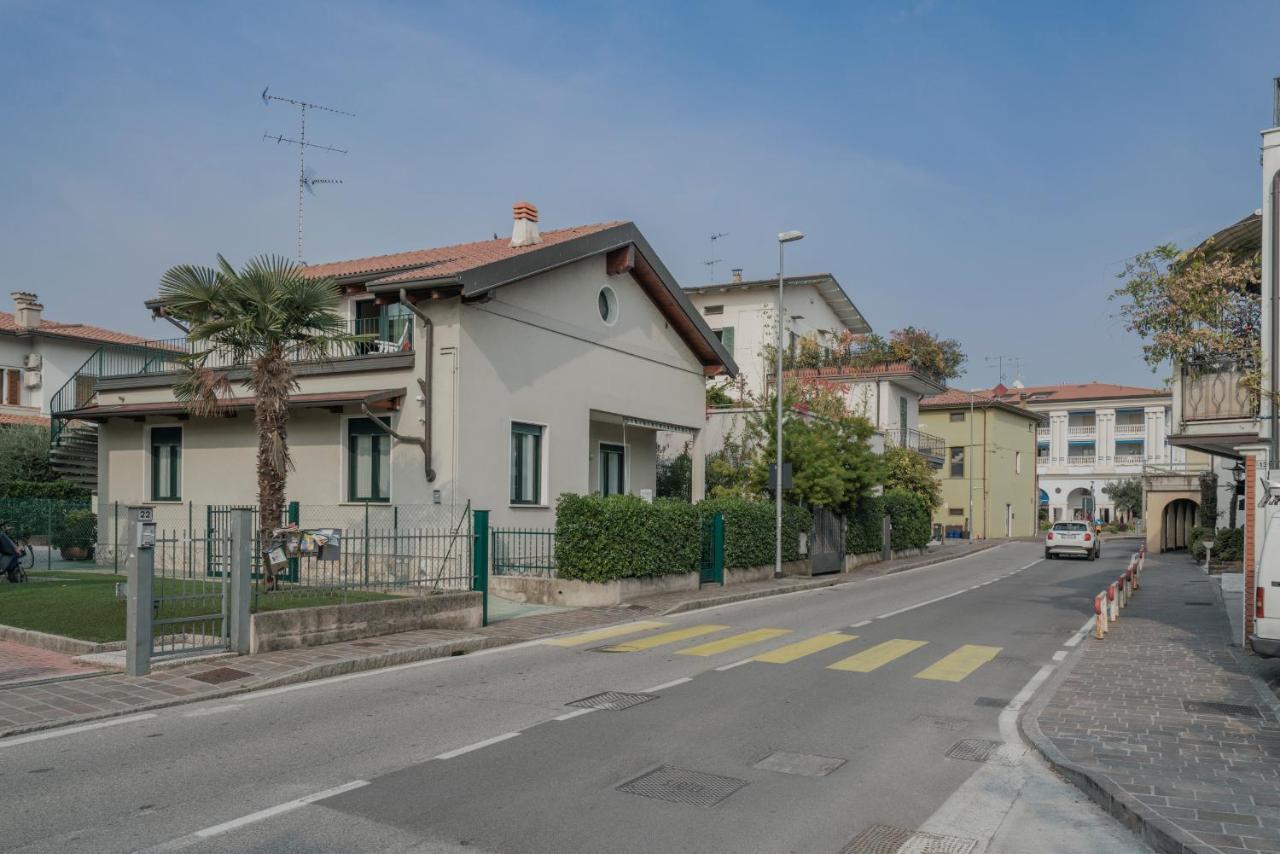 Villa Natalina - a 100 metri dalle Terme Virgilio Sirmione Esterno foto